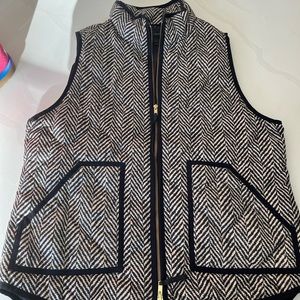J crew vest size Large - never worn